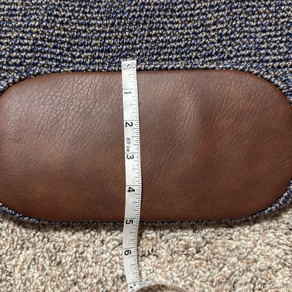 THE SAK Sequoia Crochet Hobo - Picture 11 of 13